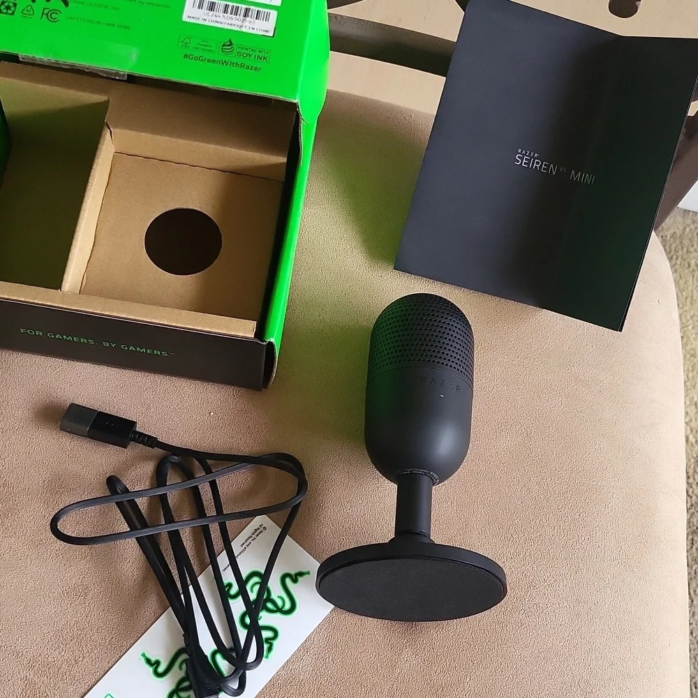 Razer Seiren V3 Mini Black USB Microphone